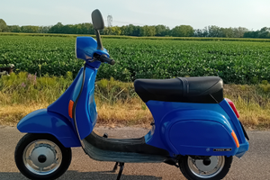 Vespa 50