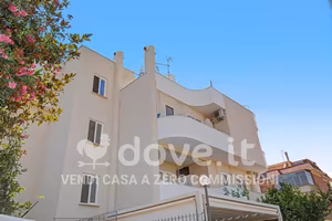 Appartamento di 132 m² con 3 locali e posto auto a