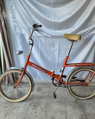 Rarissima bicicletta pieghevole con freno a pedale