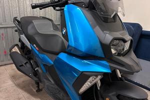 BMW C400X
