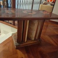 Tavolino in legno di teak base libri