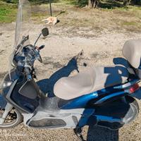 Scooter Piaggio Beverly 400 i e