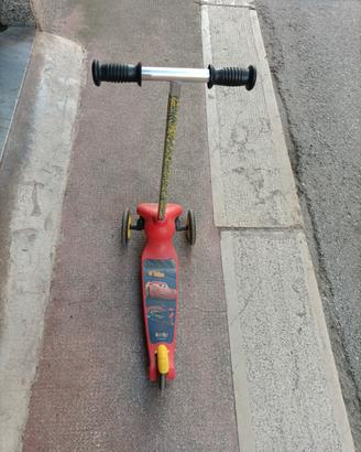 Monopattino Cars 3