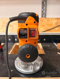 Fresatrice CMT 8e con accessori, piastra e frese