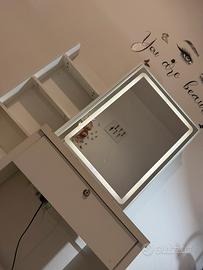 Tavolo da Trucco Nuovo con Luci