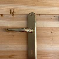 Maniglie oro porte interne