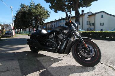 HARLEY-DAVIDSON V-ROD NIGHT ROD SPECIAL
