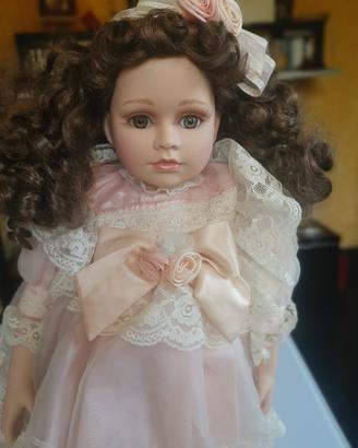 Hayley bambola rara 52 cm. 