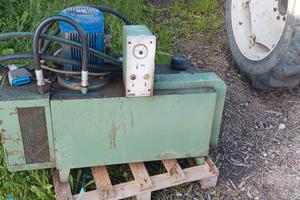 Gruppo pompa idraulica