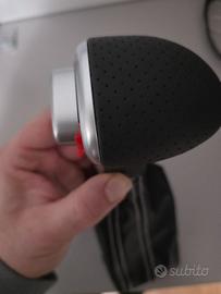 Cuffia e pomello per Audi A5
