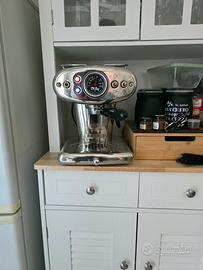 macchina caffè illy x1 