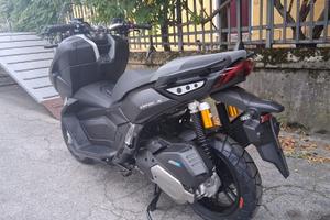 KYMCO DINK X 125cc BLACK LIQUID COOLED