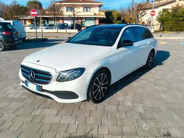 Mercedes classe E 220d tetto panoramico
