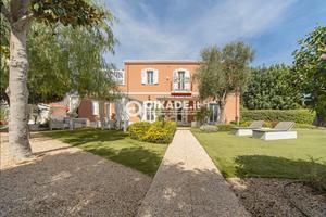 Pula - Prestigiosa villa indipendente in centro