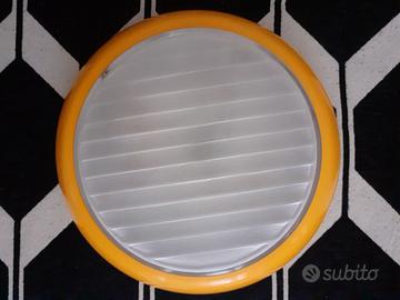Plafoniera in plastica con vetro satinato vintage 