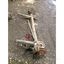 Assale post. lancia phedra 2002-10