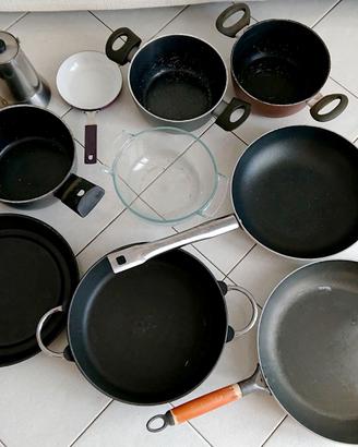 Set pentole, padelle, caffettiera, casseruola (10)