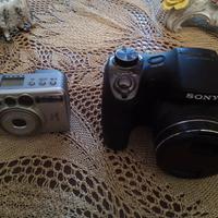 FOTOCAMERA SONY E MACCHINA FOTOGRAFICA CANON