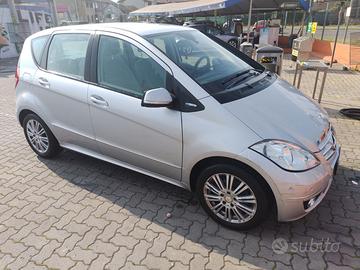 Mercedes A160 del 2011 con SOLI 30.000 km!