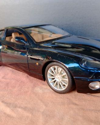modellino sc 1/18