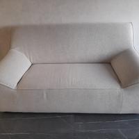 Divano semi-nuovo 175×105×84 altezza seduta cm