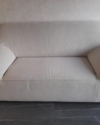 Divano semi-nuovo 175×105×84 altezza seduta cm