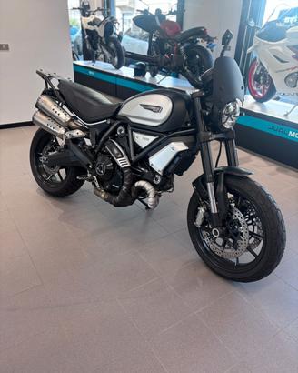 Ducati Scrambler 1100 Dark Pro