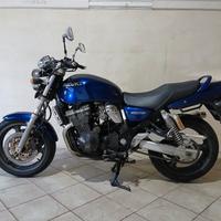 Suzuki GSX inazuma 750