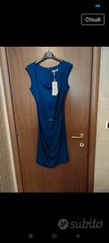 Vestitino vestito blu con bretelle gonna