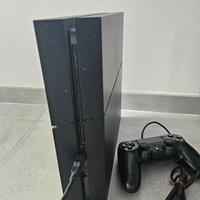 Playstation 4, n °1 dualshock e n°3 giochi