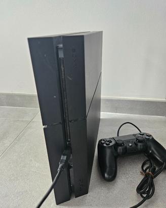 Playstation 4, n °1 dualshock e n°3 giochi
