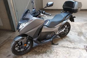 Honda integra 750 DCT - 2016 - 38000 km