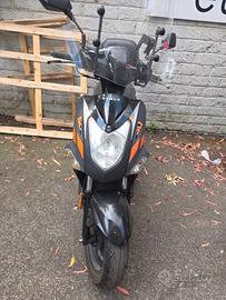 Kymco Agility 50 2019 valuto permuta - finanziamen