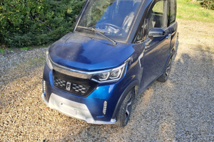 Auto monoposto no patente, disabili, anziani