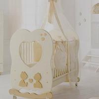 culla elegante color panna modello  cuore di mamma
