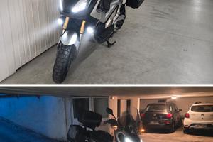 X-ADV 750 con tris di valige givi
