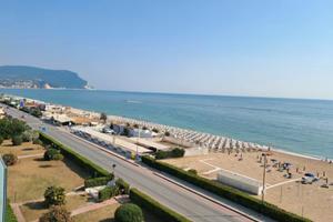 Marcelli di Numana fronte mare