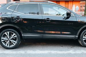 NISSAN Qashqai 1300 benzina euro 6
