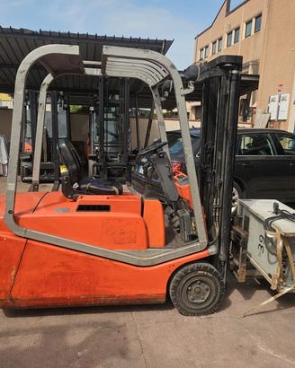 Carrello elevatore Elettrico marca Cesab 1600kg di
