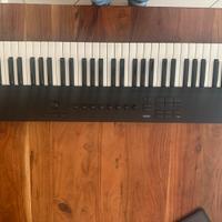 Tastiera Midi  Komplete Kontrol A61