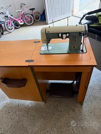Macchina da cucire vintage Super 32 Zig Zag
