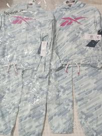 Stock abbigliamento reebok bimbi