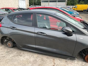 FIANCATA COMPLETA DX FORD FIESTA 2018