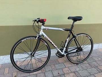 Olmo scatto racing series bici da corsa