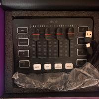 scheda audio/mixer per pc.