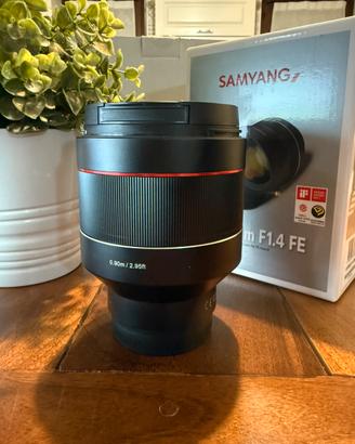 Samyang 85mm f/1.4 AF per Sony FE