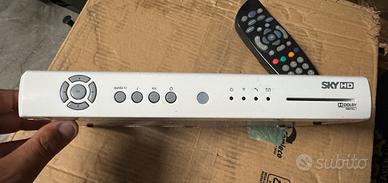 Decoder SKY HD con telecomando alimentatore e USB