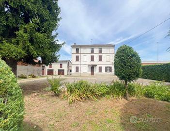 CASA INDIPENDENTE A CAMPOSPINOSO