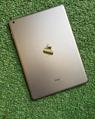 iPad Air (1ª Gen) 32GB Wi-Fi - Grigio Siderale