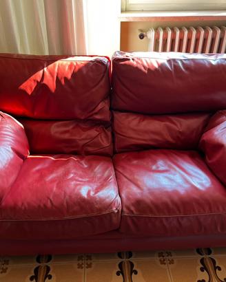Divano Poltrona Frau Poppy in pelle rossa vintage